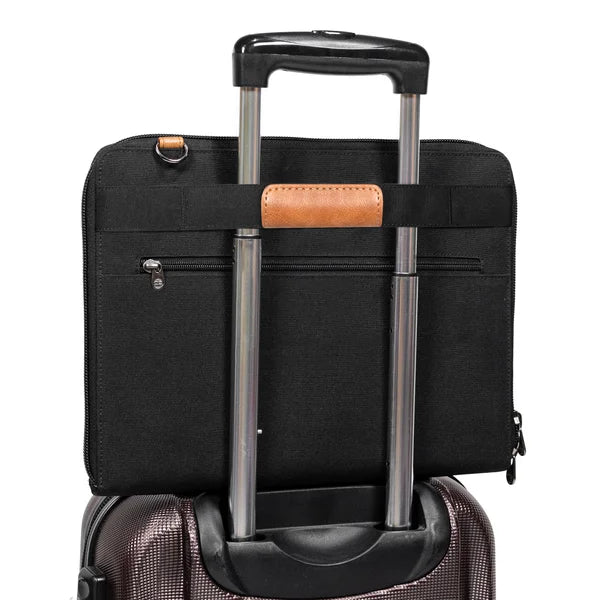 PKG Wellington 10 L Laptop Messenger Bag