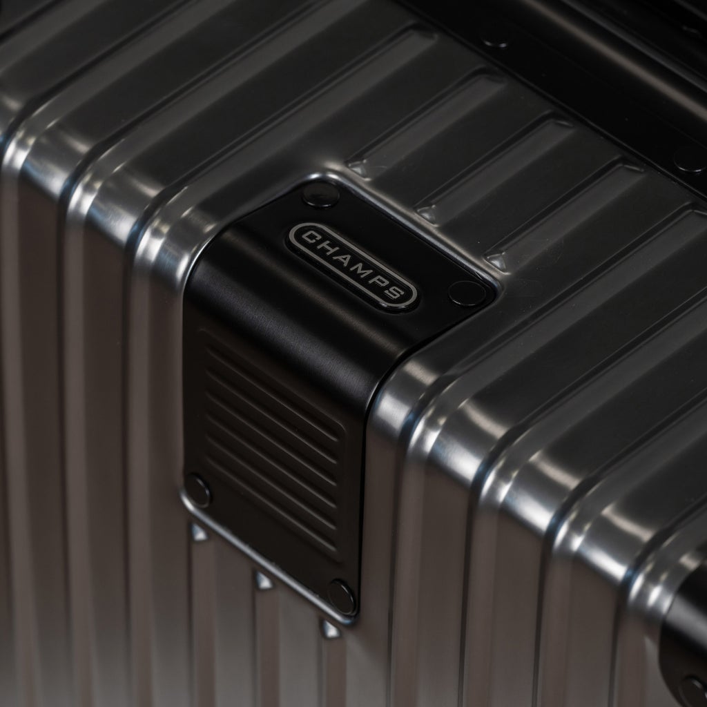 Champs Elite Collection Aluminum Carry-on