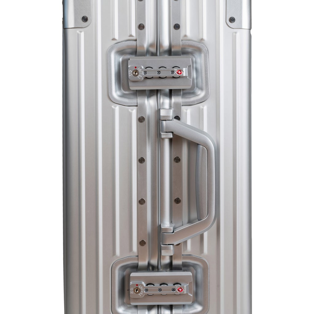 Champs Elite Collection Aluminum Carry-on
