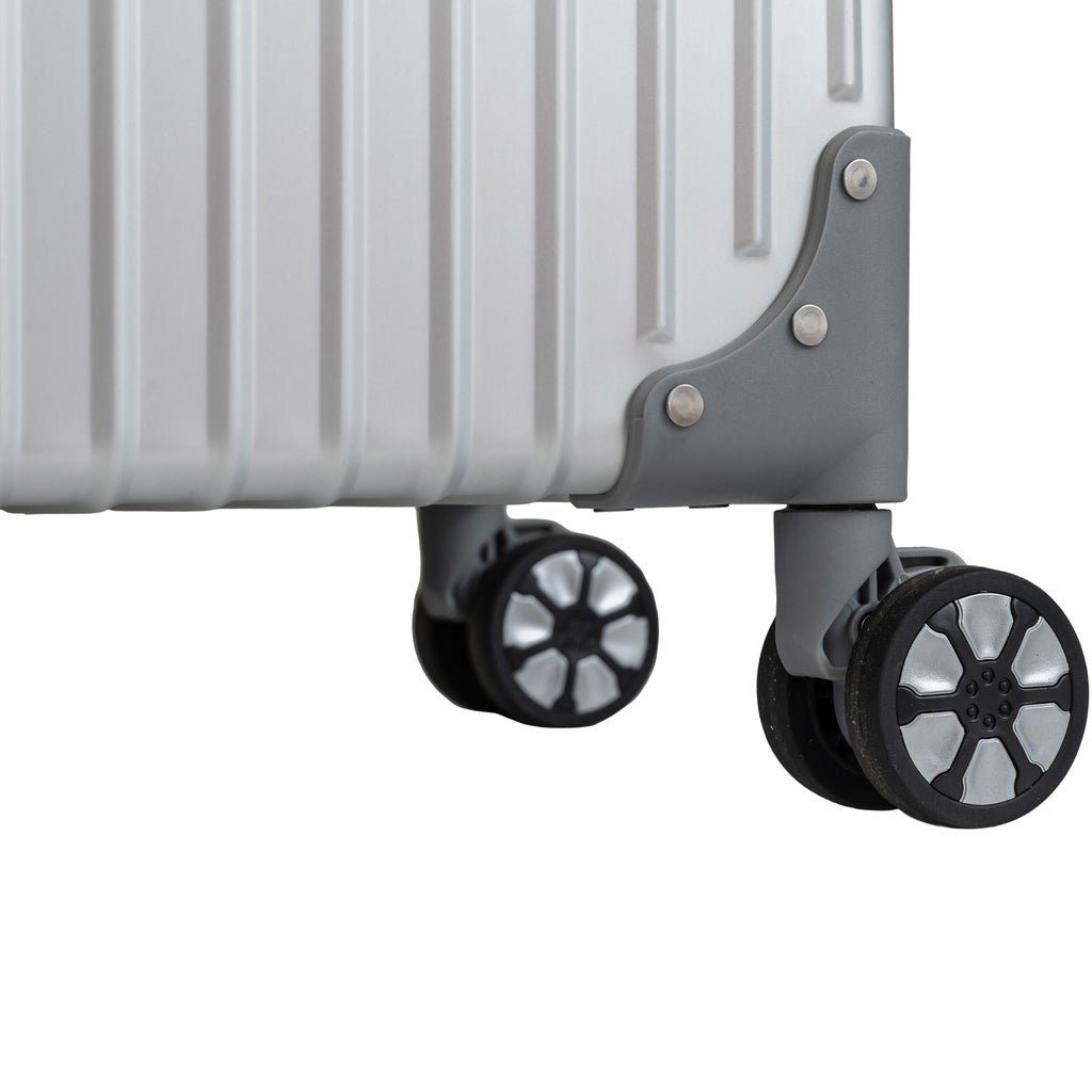 Champs Elite Collection Aluminum Carry-on