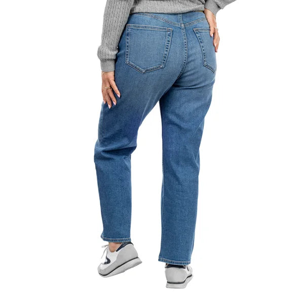 Calvin Klein Women's Straight leg Jean