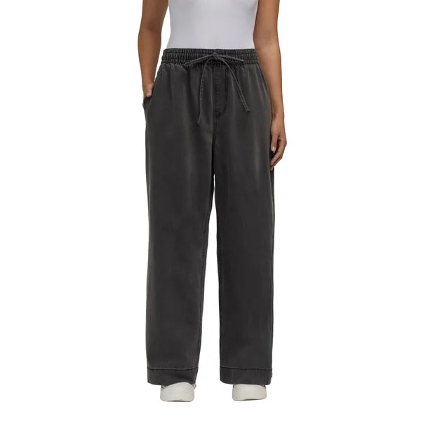 Teddi Rose Women’s Wide Leg Pull-On Denim Pant