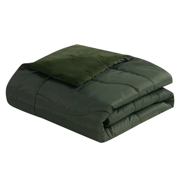 Below Zero Wearable Outdoor Blanket