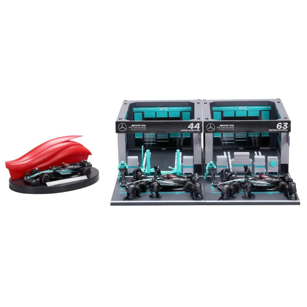 1:43 Mercedes Formula Racing Paddock