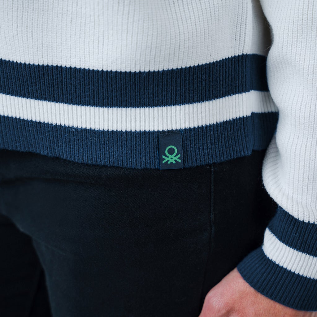 United Colors of Benetton Women’s Contrasting V-neck Sweater