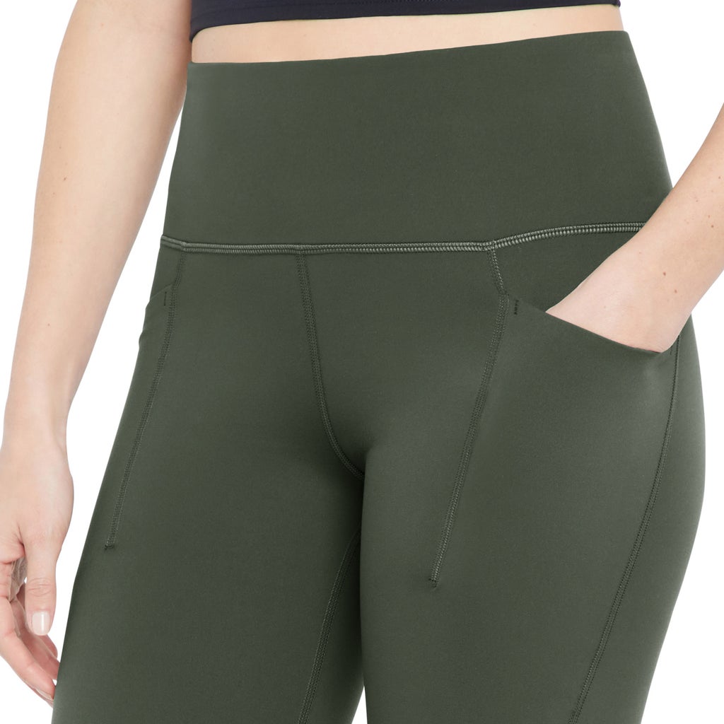 GapFit Women's Flare Legging