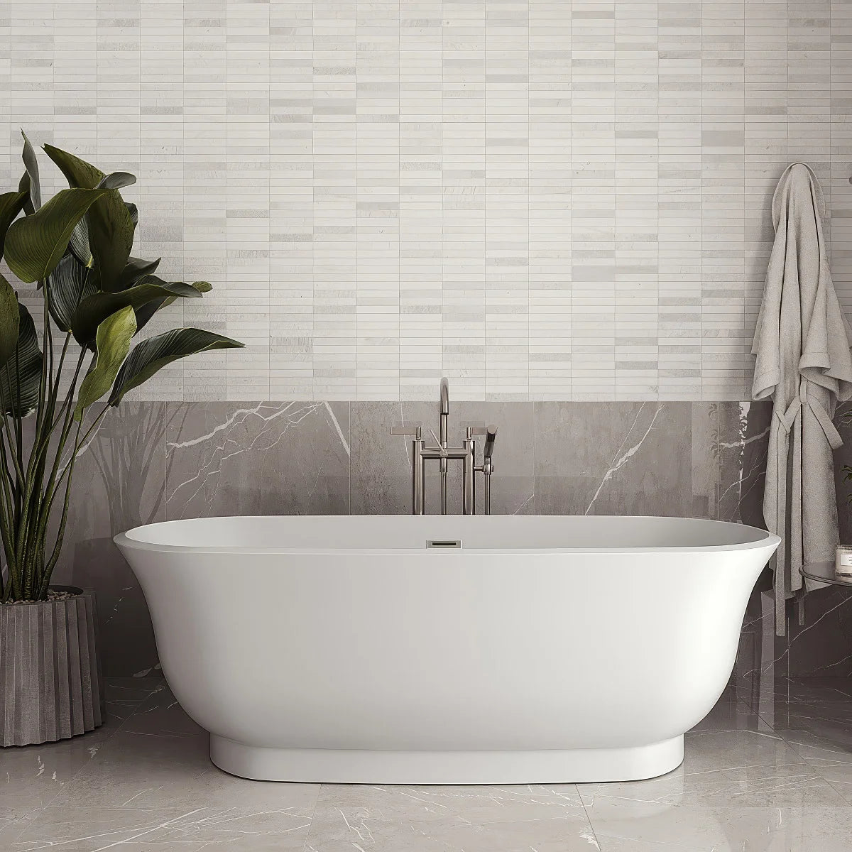 Streamline Freestanding Bathtub With Polished Chrome Drain