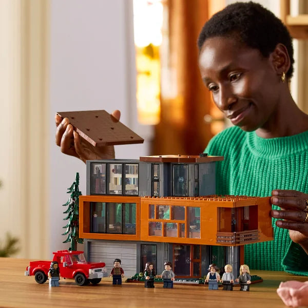 LEGO Ideas Twilight The Cullen House 21354 with Bonus LEGO Architecture London 21034