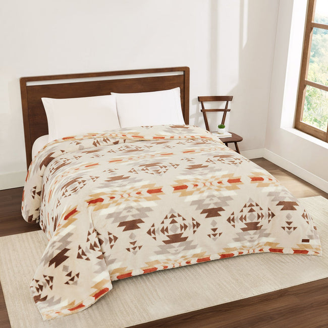 Pendleton Faux Fur Luxe Blanket