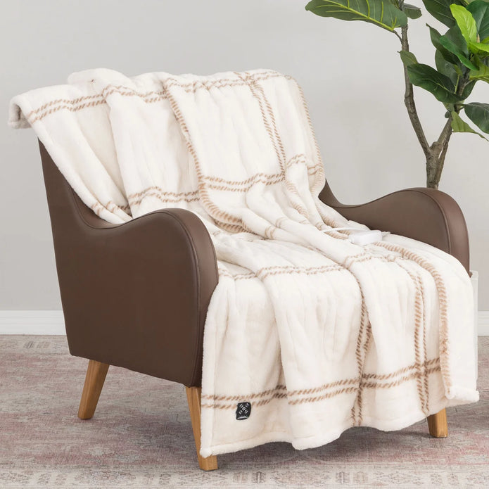 Berkshire - Heated Luxe Faux Fur Throw