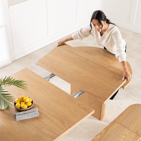 Round Transformer Table with Bench