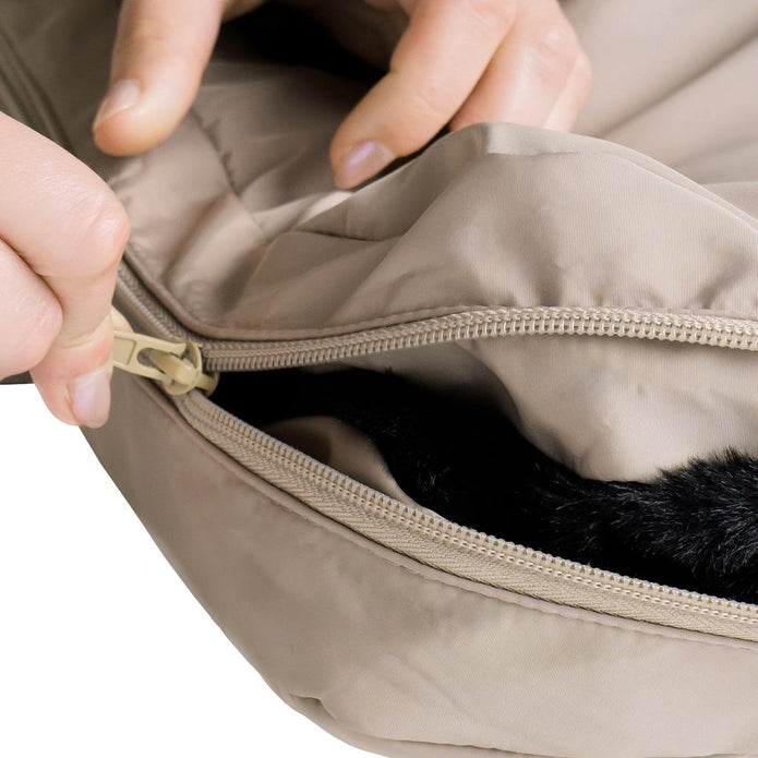 4 Cats & Dogs Gus Portable Travel Bed with Foldable Design and Water-Resistant Cover