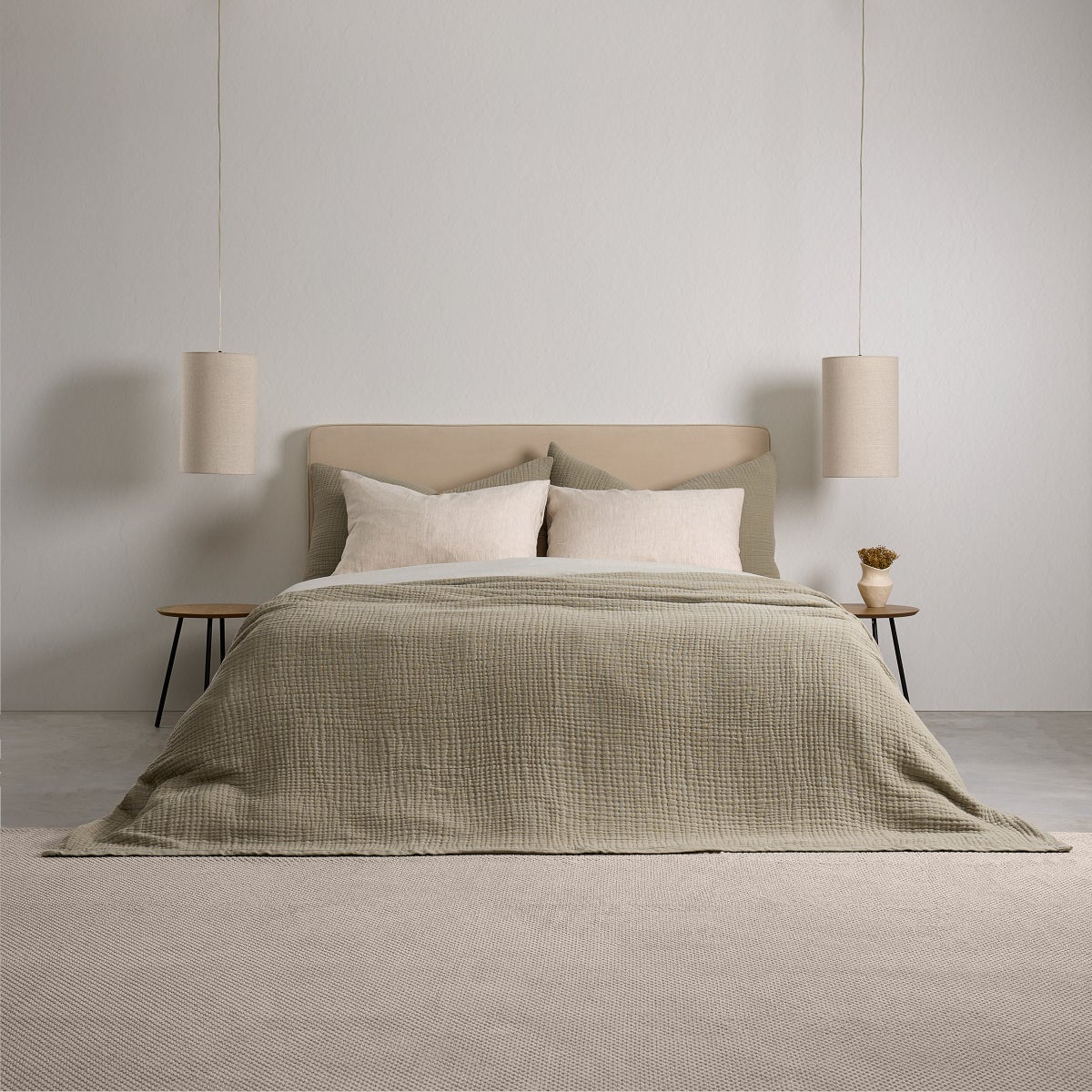 House & Home by Lynda Reeves European Collection - Layered Muslin Blanket & Shams Set