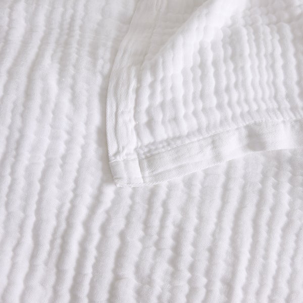 House & Home by Lynda Reeves European Collection - Layered Muslin Blanket & Shams Set