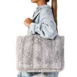 Life Comfort Fur Tote Bag & Travel Blanket Set