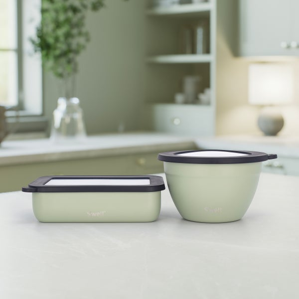 S’well 1.7 L (60 oz) Bento Box and 1.9 L (64 oz) Salad Bowl Set