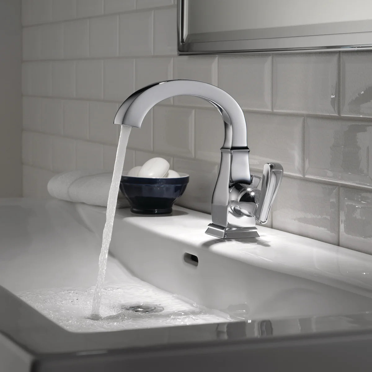 Delta Lakewood Single Handle Bathroom Faucet