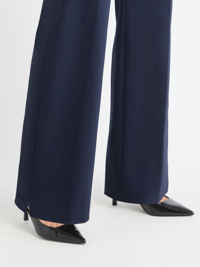 Limitless High-Rise Wide-Leg Signature Pant