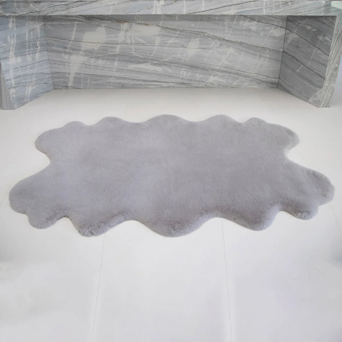 Mon Chateau Faux Fur Quad Rug