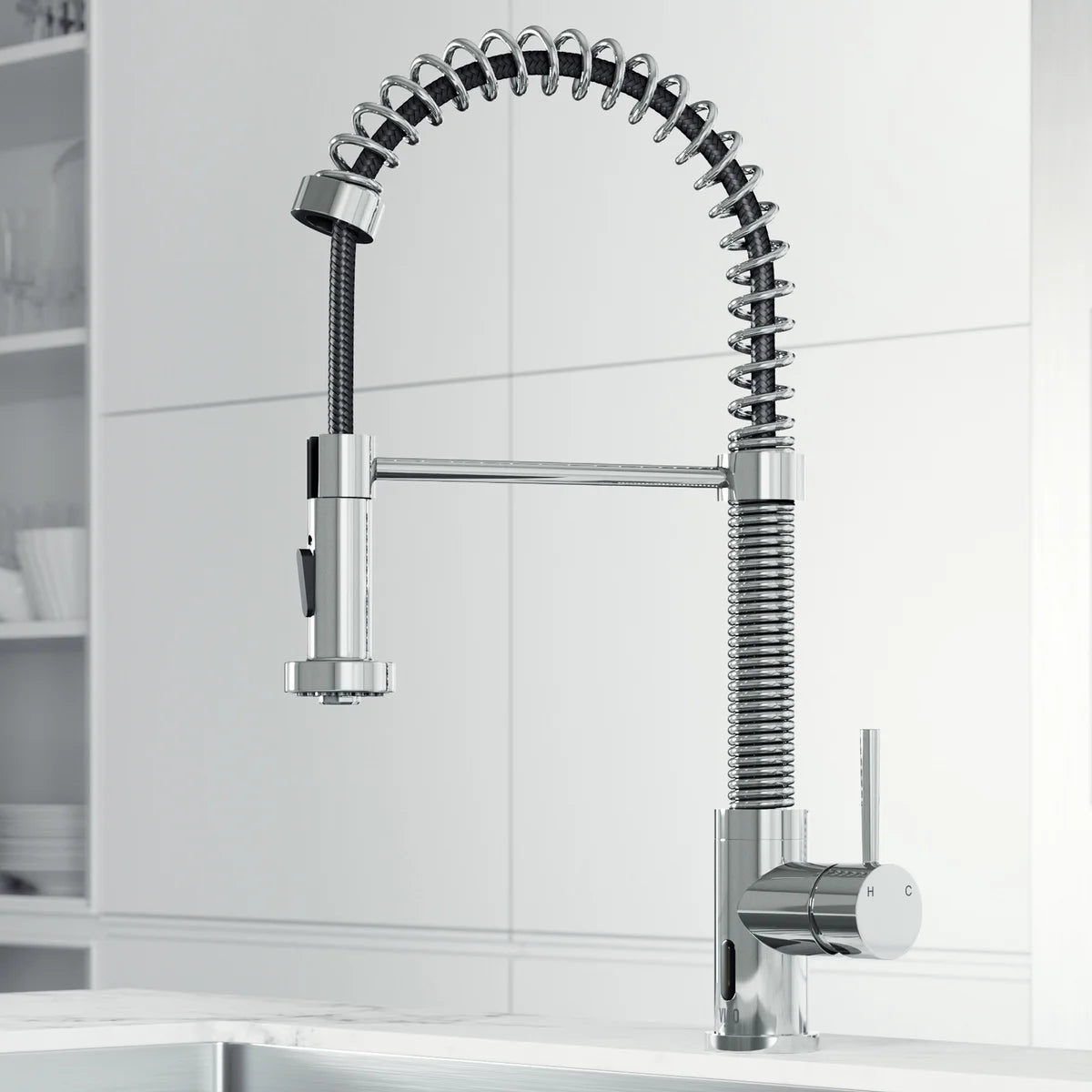 VIGO Edison Pull-down Spray Kitchen Faucet with Touchless Sensor