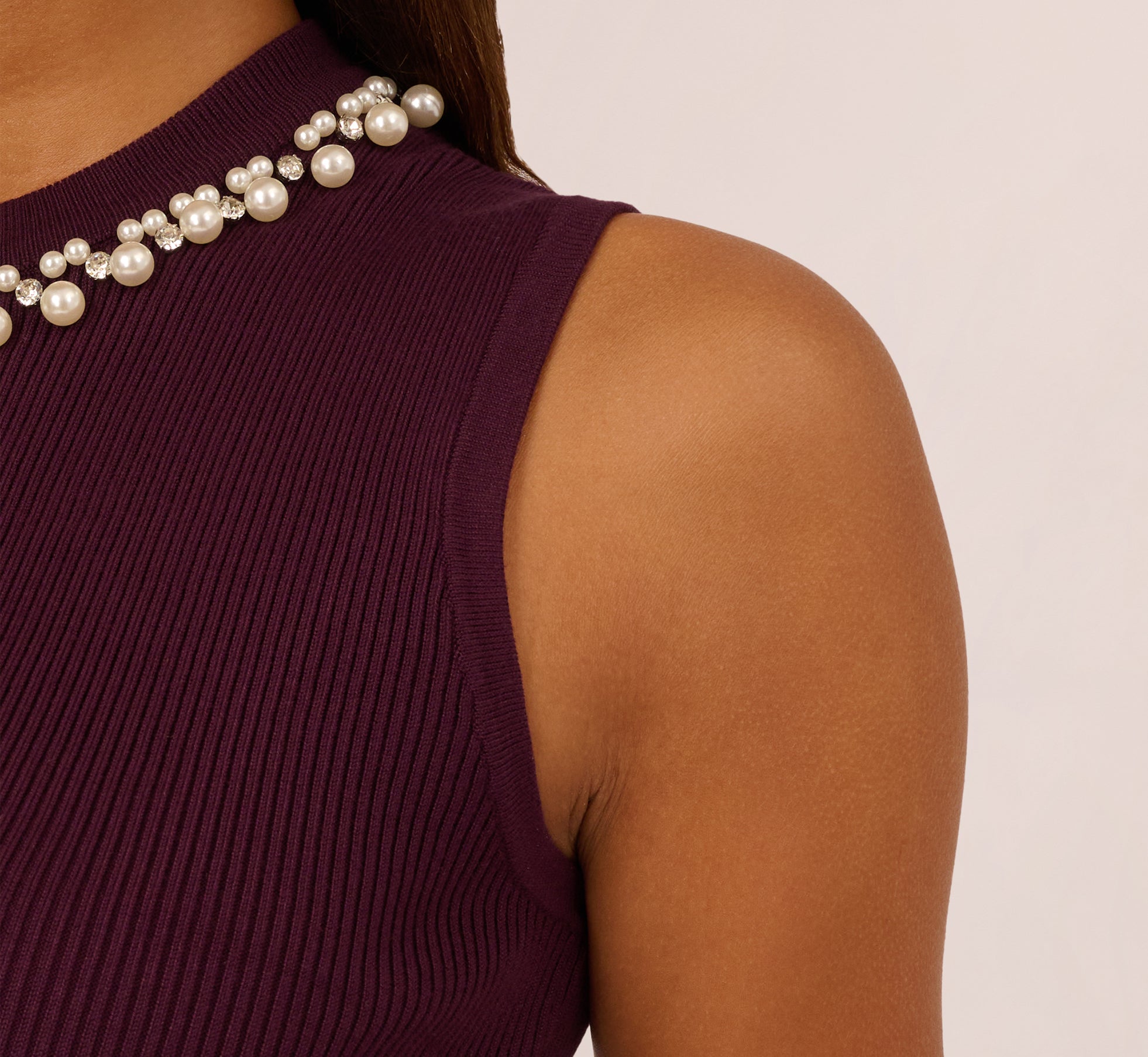 Pearly Collar Tank Sweater In Plum