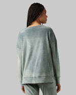 WOMEN'S SOFT VELOUR CREW TOP