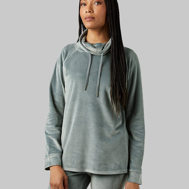 WOMEN'S SOFT VELOUR FUNNEL NECK TOP