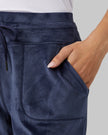 WOMEN'S SOFT VELOUR JOGGER