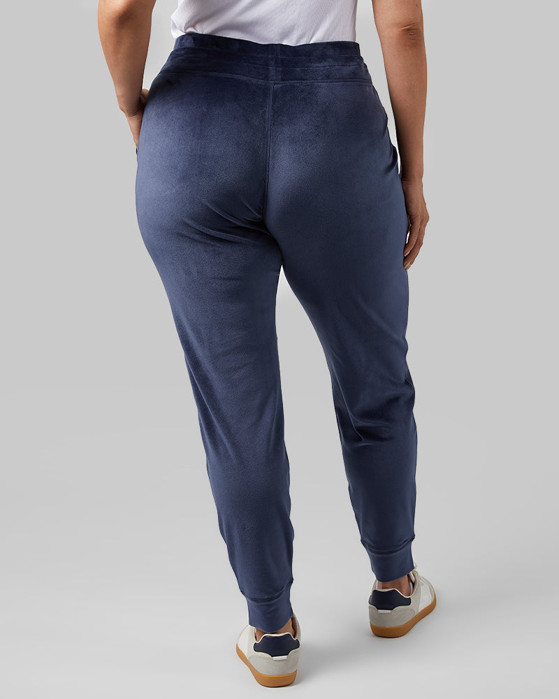 WOMEN'S SOFT VELOUR JOGGER