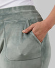WOMEN'S SOFT VELOUR JOGGER