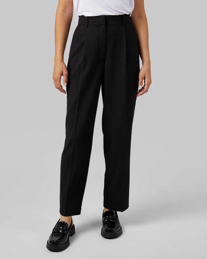 WOMEN'S RELAXED PLEATED PANT