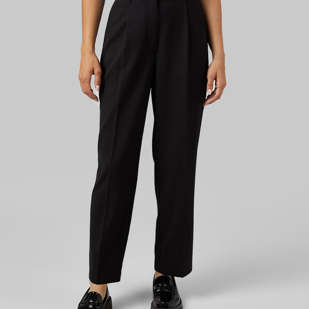 WOMEN'S RELAXED PLEATED PANT
