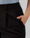 WOMEN'S RELAXED PLEATED PANT