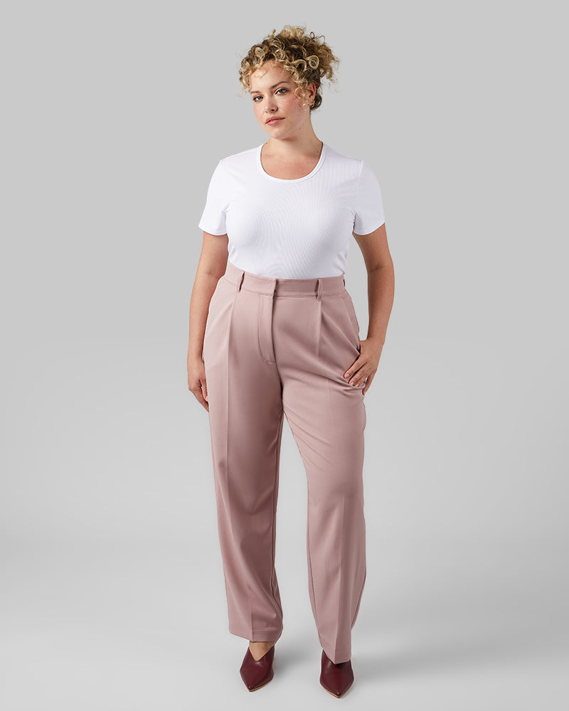 WOMEN'S RELAXED PLEATED PANT