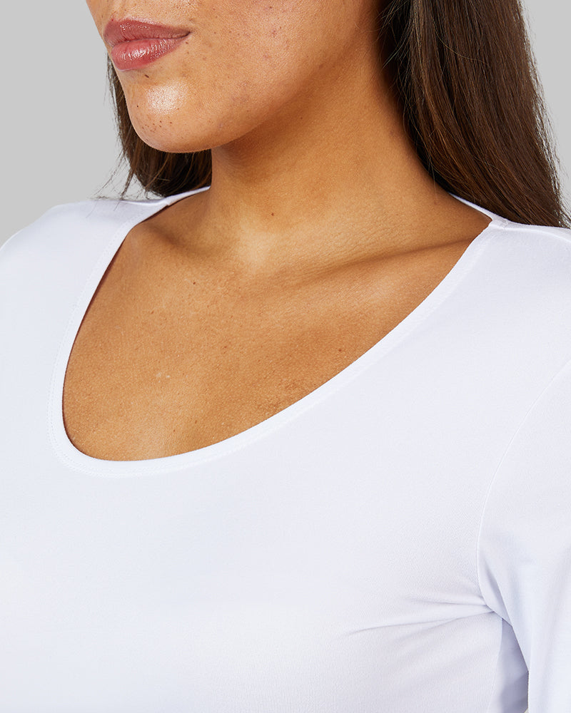 WOMEN'S LIGHTWEIGHT BASELAYER SCOOP TOP