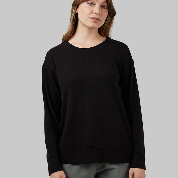 WOMEN'S SOFT SWEATER KNIT CREW TOP