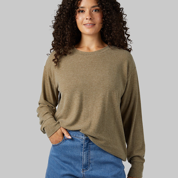 WOMEN'S SOFT SWEATER KNIT CREW TOP