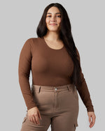 WOMEN'S SOFT RIB SCOOP TOP