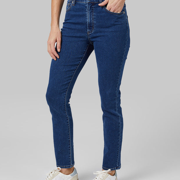 WOMEN'S STRETCH COMFORT SLIM "SWEATPANT" JEAN