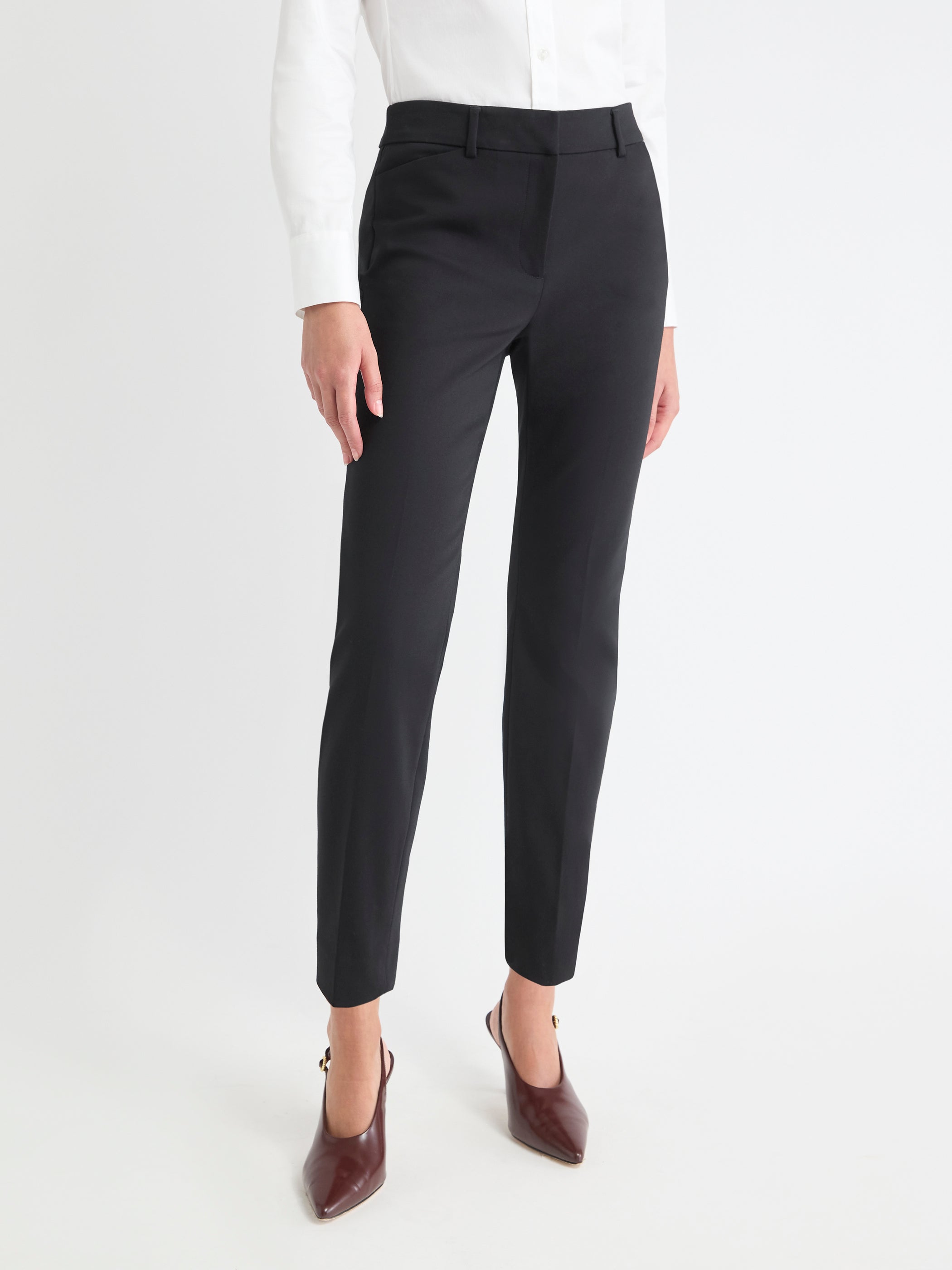 Limitless Mid-Rise Slim-Leg Signature Ankle Pant