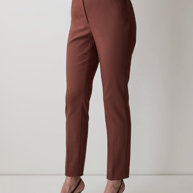 Limitless Mid-Rise Slim-Leg Curvy Pant