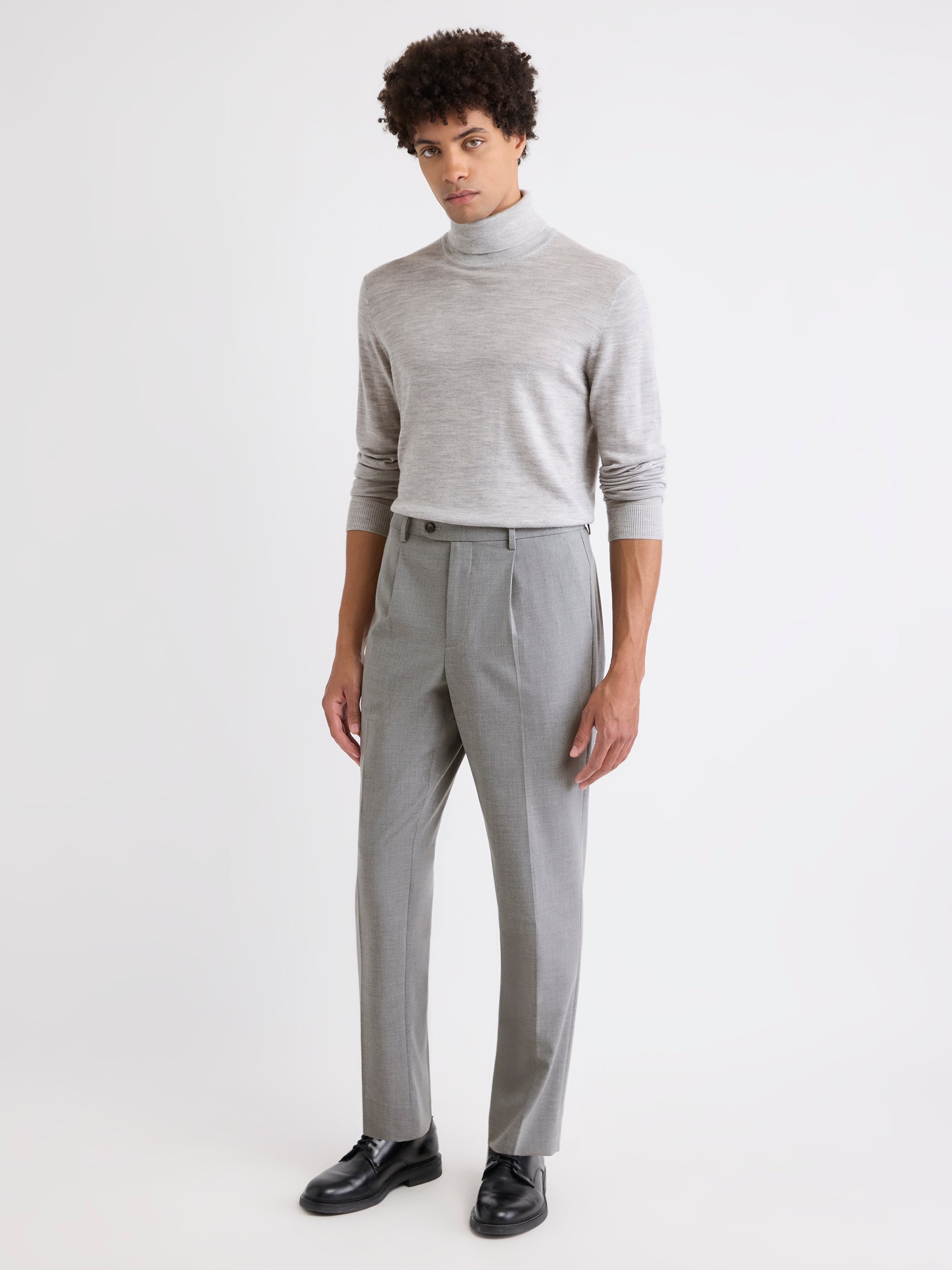 Wool-Blend Tapered-Leg Pleated Dress Pant