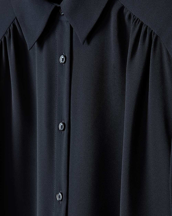 Silky Crepe Short-Sleeve Buttoned-Down Blouse