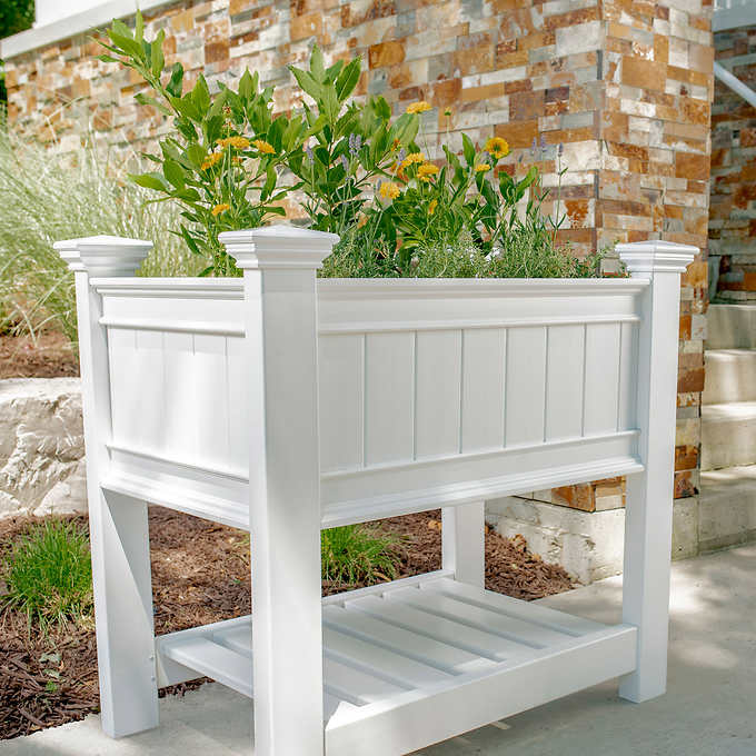 Cambridge Raised Planter