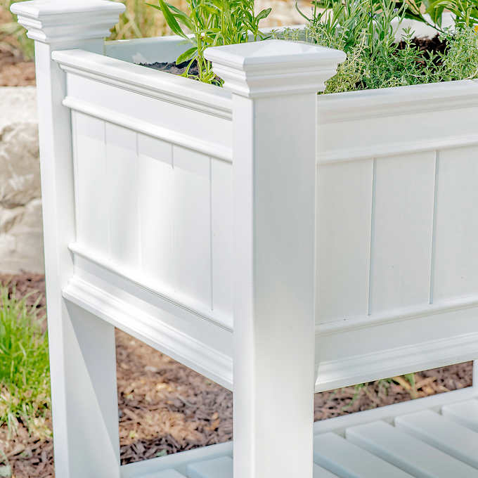 Cambridge Raised Planter