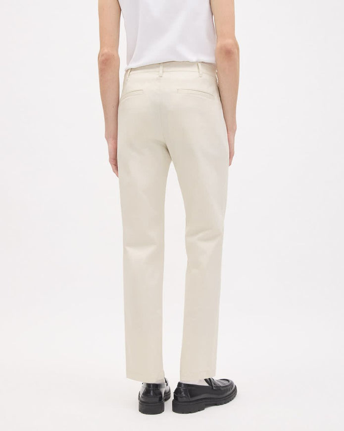Slim-Fit Super-Stretch Chino Pant - 30