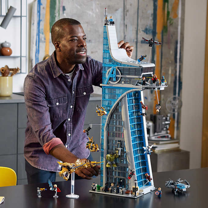 LEGO Marvel Avengers Tower with bonus LEGO Marvel Rocket & Baby Groot Minifigure