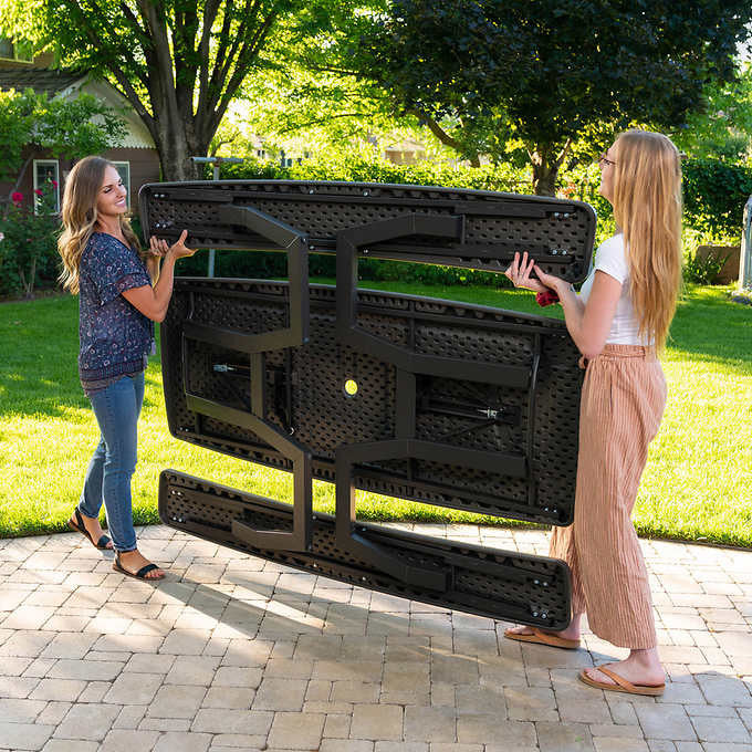 Lifetime 182.9 cm (6 ft.) Folding Picnic Table