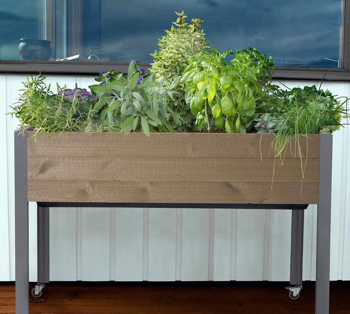 CedarCraft 81 cm (32 in.) Self-watering Elevated Planter