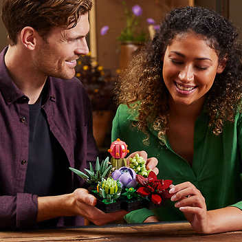 LEGO Botanical Collection: Succulents Plant Decor